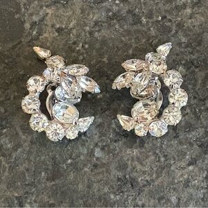 Vintage Saltarelli Rhinestone Clip On Earrings